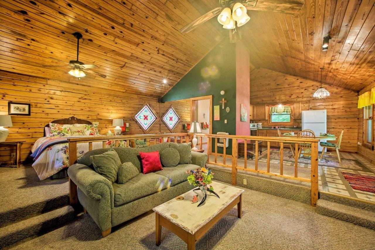 Eureka Springs Studio With Deck, Views And Bbq! 外观 照片
